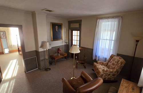 Botkins House | Private Home To View 2024 Solar Eclipse