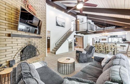 Lake Arrowhead House | Private Hot Tub at Dog-Friendly Lake Arrowhead Gem