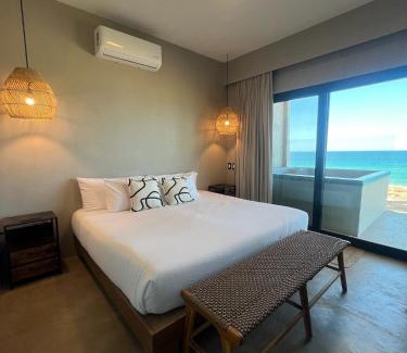 Punta Arenas Apartment | Private jacuzzi Ocean View Condo