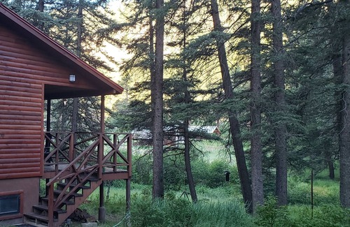Jemez Springs House | Private Jemez cabin near Fenton Lake