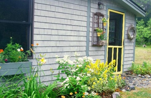 Roque Bluffs Cottage | Private Light Filled Cottage, Water Access, Artist's Retreat