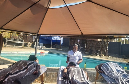 Kestell Bed & Breakfast | Private location with in house Jacuzzi