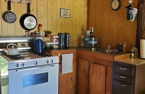 Glen Aubrey Cabin | Private off-grid rustic cabin, pet friendly, fishing