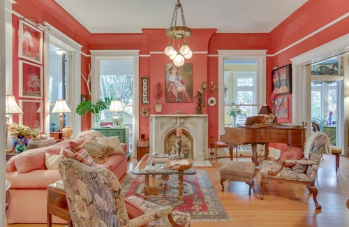 New Orleans House | Private Pool and Backyard Lavish New Orleans Haven!