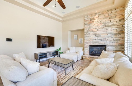 Litchfield Park House | Private Pool and Patio at Home Near Goodyear