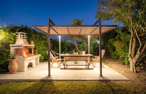 Darmarochori Villa | Private pool ★ BBQ area ★ Sea View ★ 5 Bedrooms ★ 1km to the beach