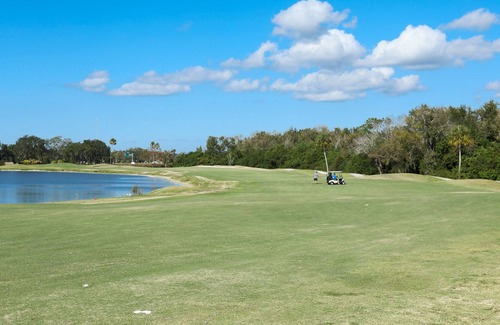 Regency Oaks House | Private Pool Lakefront Regency Oaks Cranes Galore
