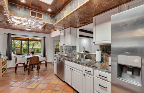 Cactus Glen Cottage | Private Pool: Pet-friendly Home in Scottsdale!