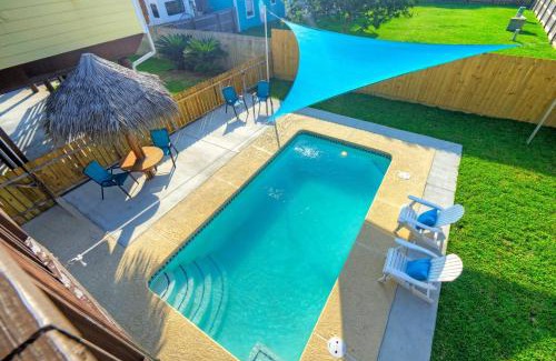 Leeward Sands House | Private Pool Yard Deck by the Nature Preserve Tipsy Flipper by AvantStay