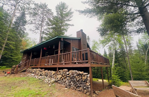 Mercer Cabin | Private & Quaint Cabin in Mercer. Close To Town With Many Northwoods Amenities.