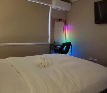 Craigieburn House | Private Room 1- The Minimalist Escape