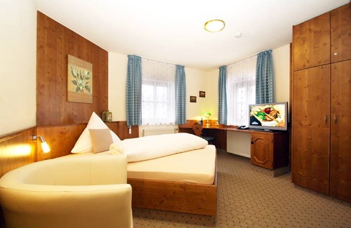 Niedergottsau Resort | Private room ∙ 1 guest