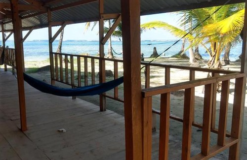 Carti Tupile Cabin | Private Room in San Blas Islands PLUS meals