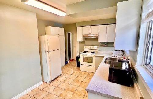 Malton House | Private Room Near Airport D2