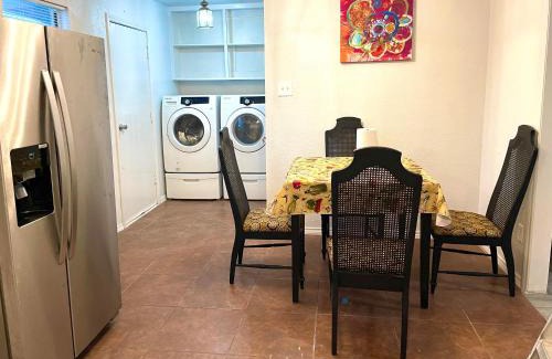 Dallas House | Private Room near downtown Dallas42