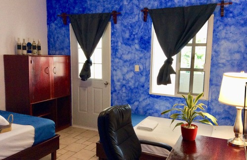 Chetumal Bed & Breakfast | Private room near UQROO, Convention Center and Boulevard Bahía