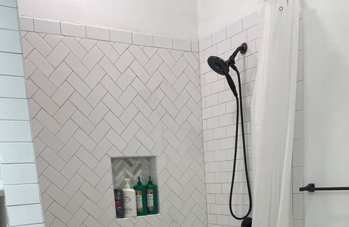 Bryan House | Private RV on 12-acres