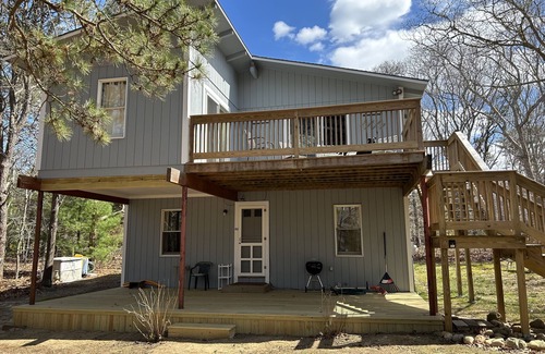 East Chop House | Private setting nestled in the heart of East Chop.