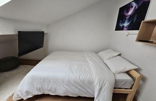 Lausanne Hotel | Private & Shared Stays in Lausanne