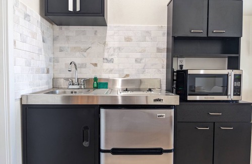 Simi Valley Apartment | Private studio centrally located