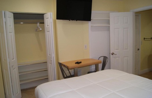 Miami Gardens House | Private Studio two miles from Hard Rock Stadium