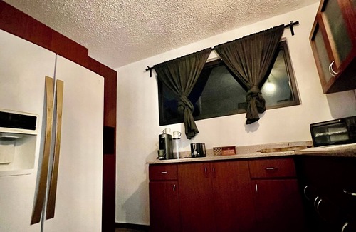 San Antonio Apartment | Private Suite at Dorado Withe House