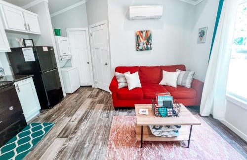 Royal House | Private Tiny Home Royal Ridge Getaway