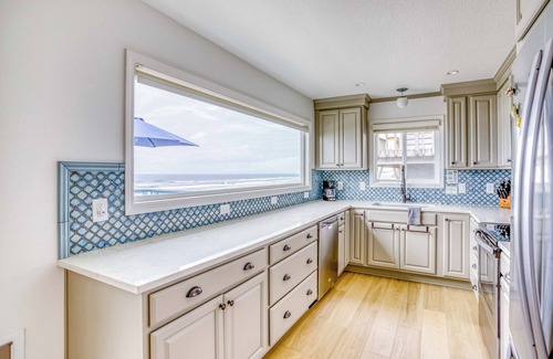Seal Rock House | Private Updated Oceanfront Charmer, Panoramic Views, Extensive Outdoor Space