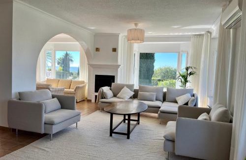 Elviria Apartment | Private Villa in Elviria