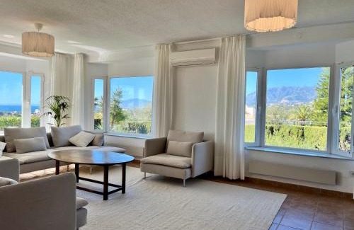 Elviria Apartment | Private Villa in Elviria