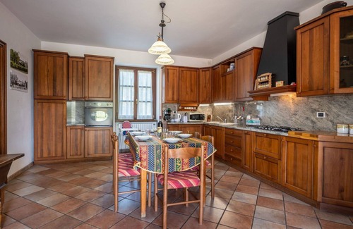 Basaluzzo Villa | Private Villa with hot tub, private pool, WIFI, TV, patio, pets allowed, panoramic view, parking