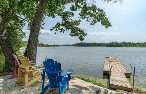 Rideau Lakes House | Private waterfront nature escape