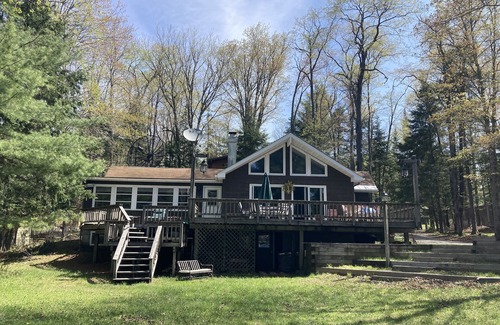 Old Forge House | Private waterfront spacious home, 1/4 mile to Water Safari & 1/3 mile to village