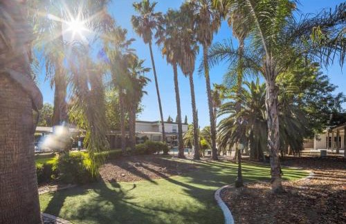 Davis Hotel | Prodigy Hotel, a Days Inn by Wyndham