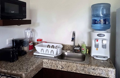 Progreso Municipality Apartment | Progreso East, 1 block from Sea, with pool views