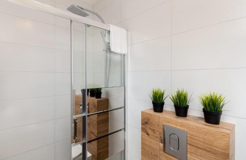 Biezanow - Prokocim Apartment | Prokocim Blue Studio by BookingHost