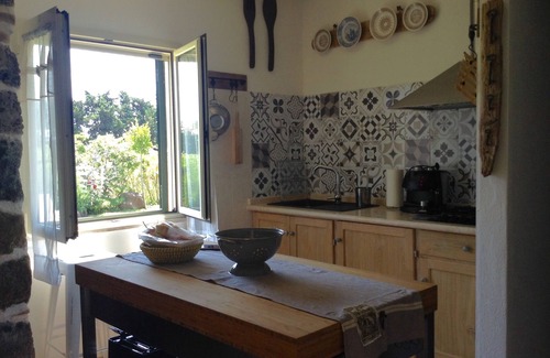 Orosei Villa | Promotion cottage with pool within walking distance to the sea, wi-fi available