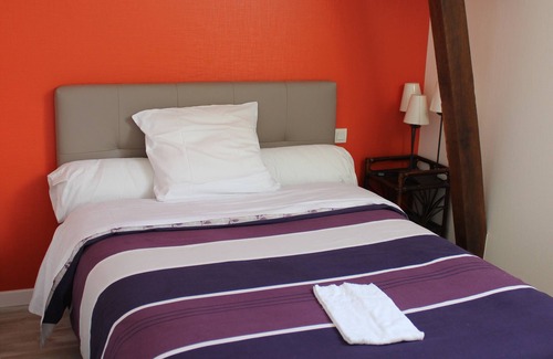 Madeleine-Sermandiere-Chattiere Other | Propriété à la Campagne