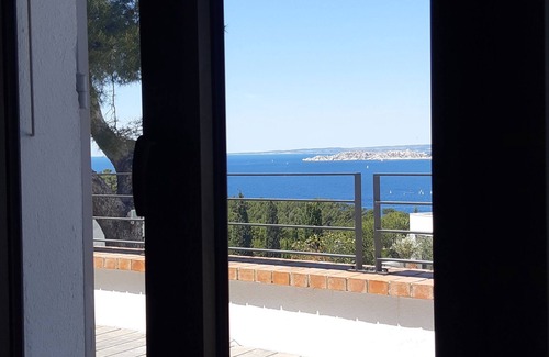 Montredon House | Propriété Avec vue et Piscine