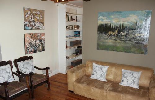 Buffalo Hills Game Reserve House | Protea Wilds Retreat
