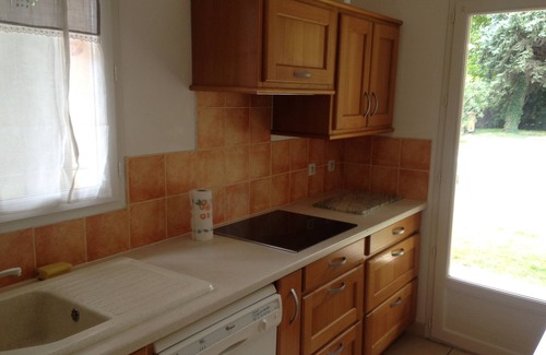 Saint-Saturnin-les-Avignon House | Provence countryside, house 100m2, private pool for 6