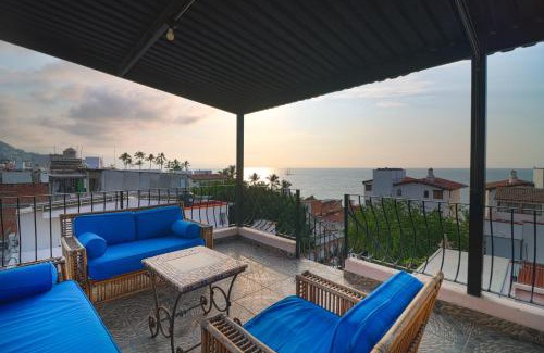 Colonia 5 de Diciembre Apartment | Pueblo Beach - Half a block from the beach