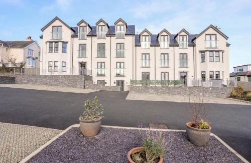 Benllech House | Puffin Pad