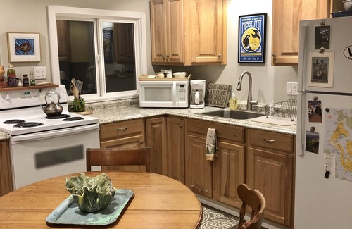 Langley House | Puget Sound/Mtn Sunrise View - NO CLEANING FEE- *PLEASE READ FULL DESCRIPTION *