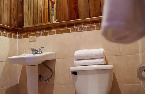 San Buenaventura Hotel | Pulhapanzak Waterfalls Cabins