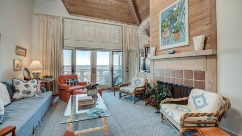 Debordieu Colony Apartment | Pulliam Menge in DeBordieu Colony villa by Peace Vacations