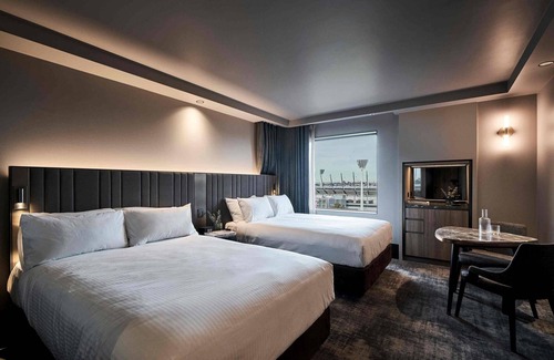 East Melbourne Hotel | Pullman Melbourne on the Park