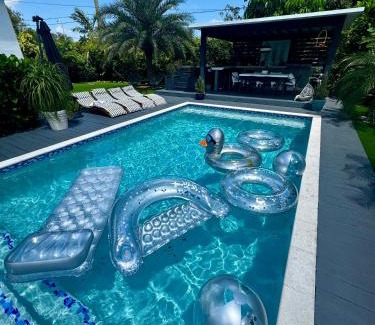 El Portal Villa | Pura Vida Villa