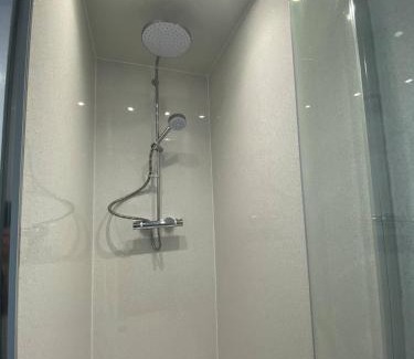 St Leonards Apartment | Pure City Central Skyline - St Leonards By Tba