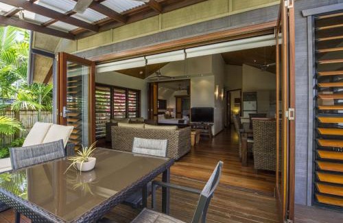 Nelly Bay Villa | Pure Magnetic Villa 6